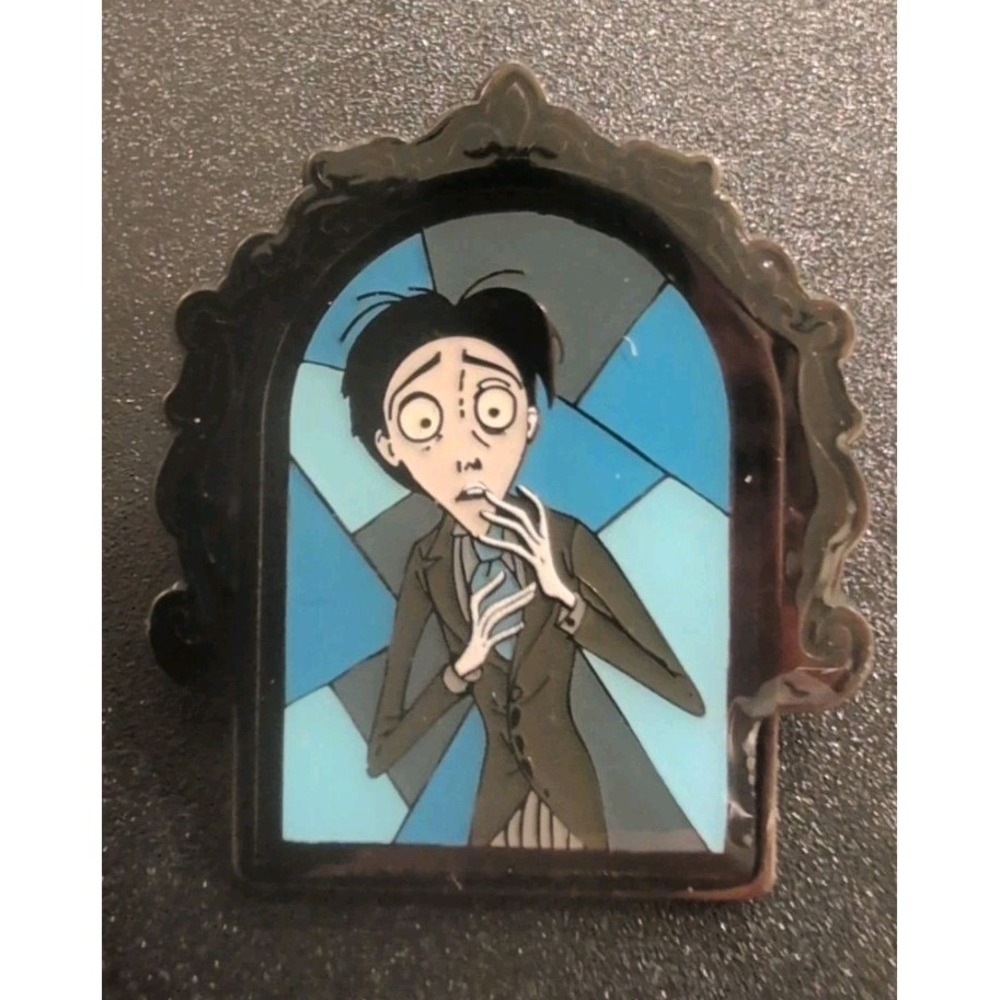 Victor - Loungefly Corpse Bride Vintage Blind Box Pin - NEW